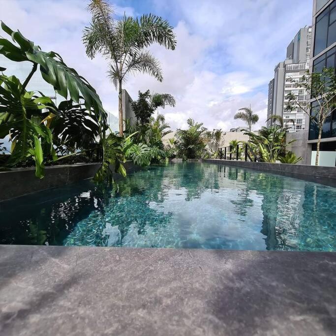 Cosmopolitan Apt 1407, 5 Star Facilities, 15M Sjo Airport, Parking, Pool, Gym サンホセ エクステリア 写真