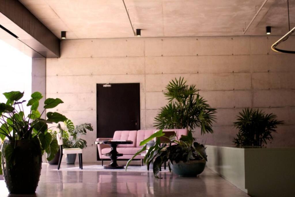 Cosmopolitan Apt 1407, 5 Star Facilities, 15M Sjo Airport, Parking, Pool, Gym サンホセ エクステリア 写真