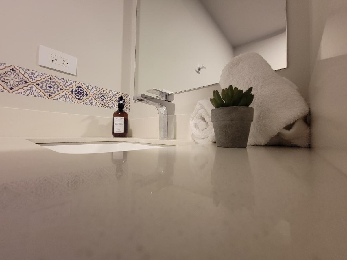 Cosmopolitan Apt 1407, 5 Star Facilities, 15M Sjo Airport, Parking, Pool, Gym サンホセ エクステリア 写真